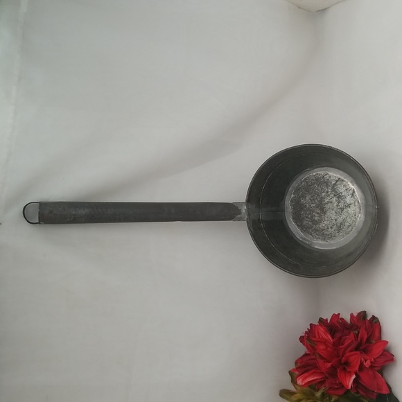 Primative Tin Water Dipper Scoop Ladle - Picture 13 of 16